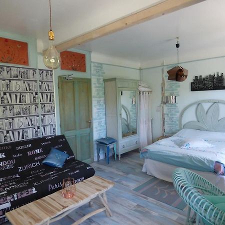 Beau Site Guimauve Et Vieilles Dentelles Bed and Breakfast Royères-Saint-Léonard Exteriör bild