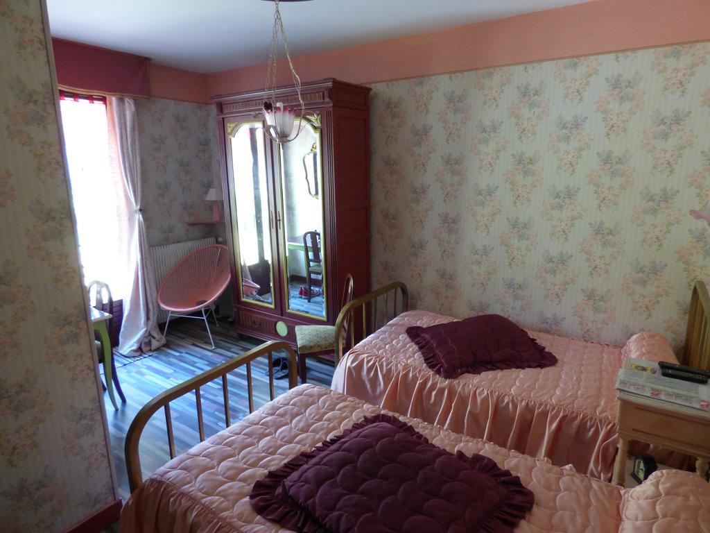 Beau Site Guimauve Et Vieilles Dentelles Bed and Breakfast Royères-Saint-Léonard Exteriör bild