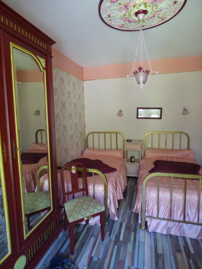 Beau Site Guimauve Et Vieilles Dentelles Bed and Breakfast Royères-Saint-Léonard Exteriör bild